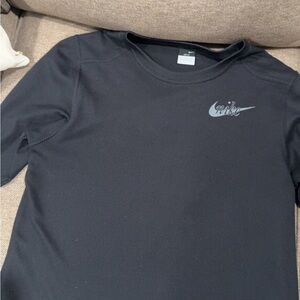 Nike Black Long sleeve shirt